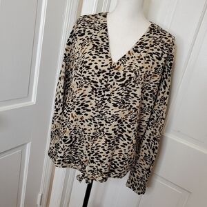 BeachLunchLounge Leopard Print Blouse - L